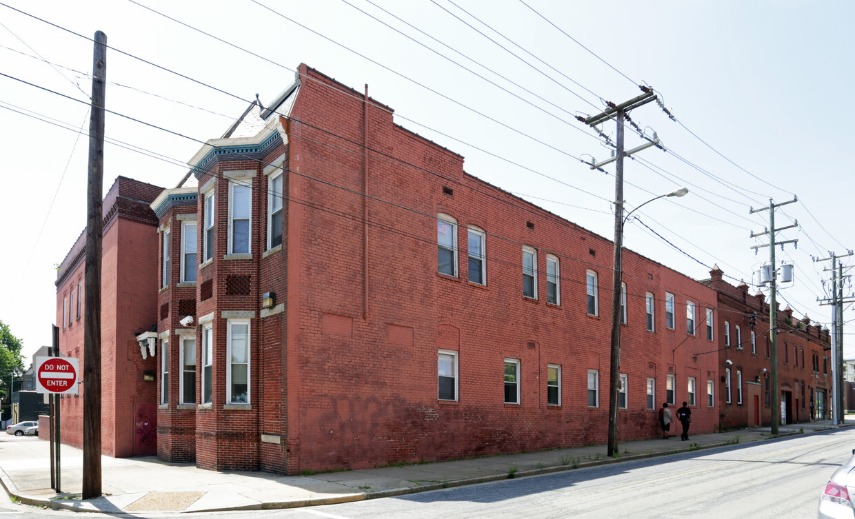 Foto del edificio - New Clay House