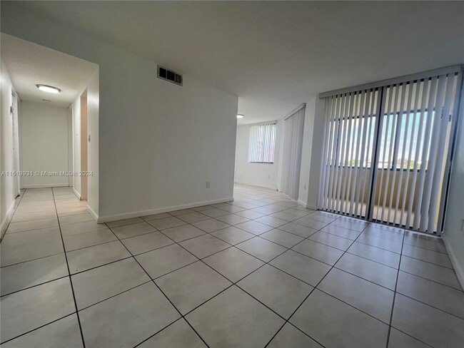 Building Photo - 8275 SW 152nd Ave