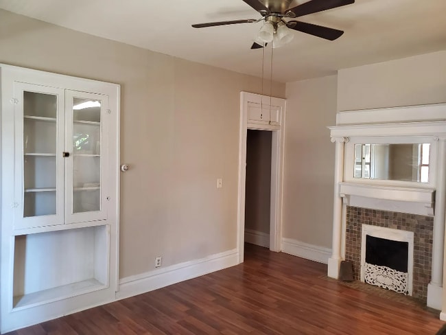 Foto del edificio - 95 W 1st Ave