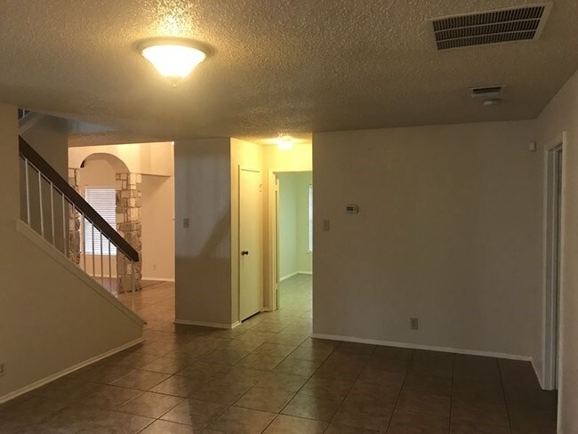 Building Photo - 8434 Ridge Stone St