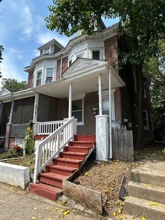 Building Photo - 41 Edgemere Ave