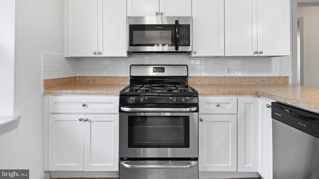 Foto del edificio - 2921 W Queen Ln