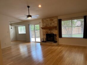 Building Photo - 3837 Cologne Ln