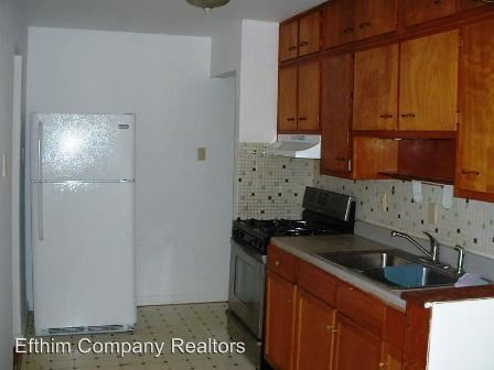 Building Photo - 3 br, 1.5 bath House - 10535 St. Michael Ln.