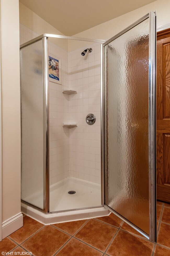 Foto del edificio - 2542 N Talbott St