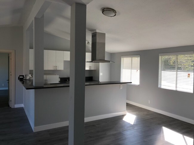 Building Photo - 12212 Bradford Pl