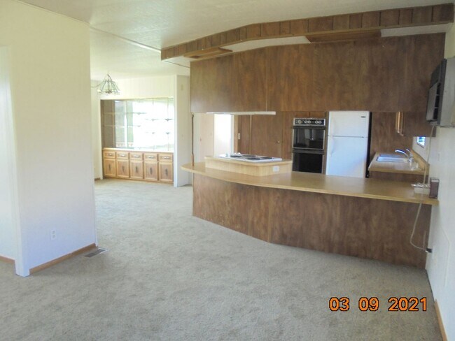 Foto del edificio - 21380 NW Goodrich Rd