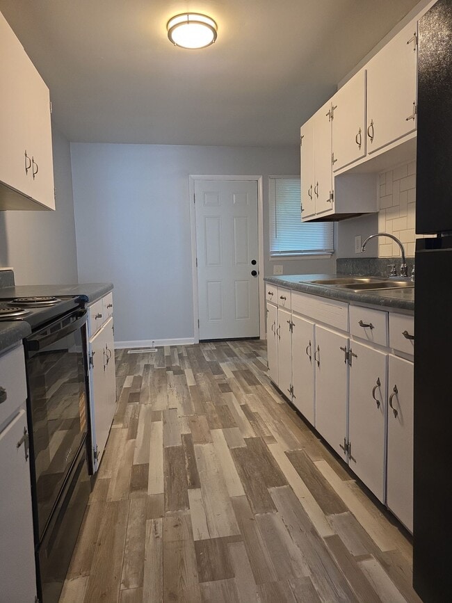 Foto del edificio - 2805 Union Dr NW