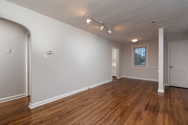 Building Photo - 2815 Irisdale Ave