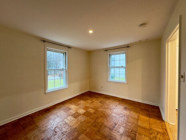 Foto del edificio - Spacious 3-Bedroom House with Modern Ameni...