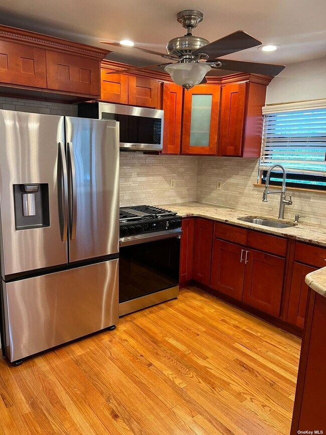 Building Photo - 143-38 181st St