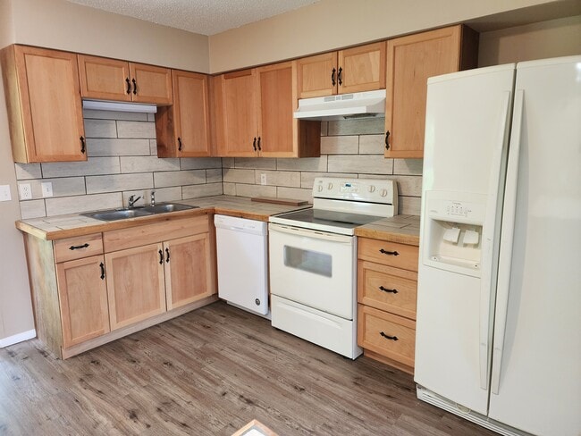 Foto del edificio - 3271 S Alabama Ave