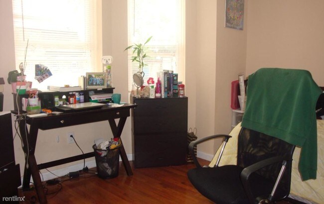 Foto del edificio - 623 S 42nd St