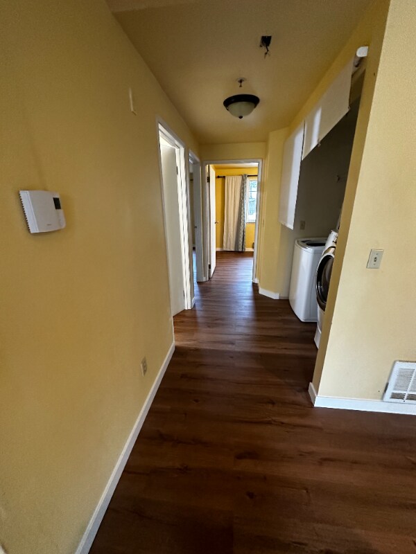 Foto del edificio - 949 Aberdeen Ave NE
