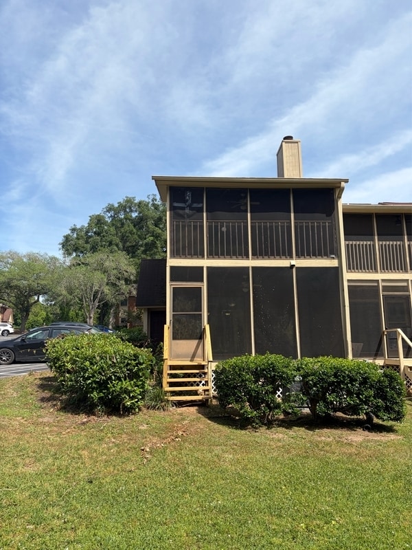 Building Photo - 3207 Shamrock St