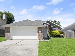 Building Photo - 18454 Sunrise Pines Dr