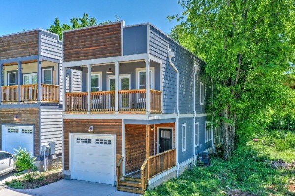 Foto del edificio - 324 Queen Ave