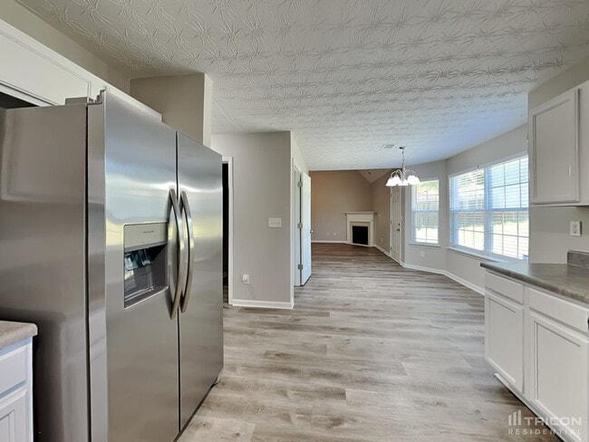 Building Photo - 30 Belmont Park Dr