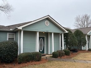 Building Photo - 1086 Cornell Pl