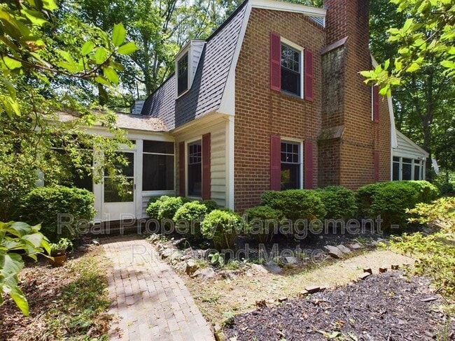 Building Photo - 5301 Bemiss Ct