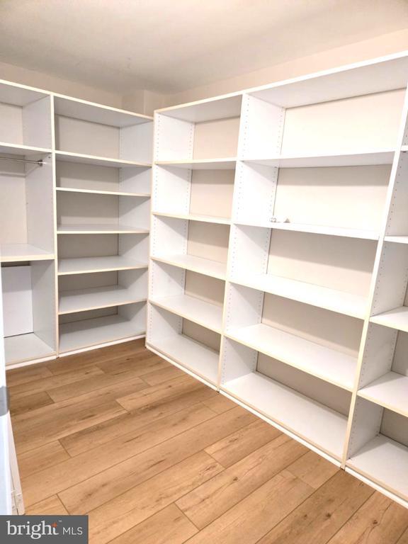 Foto del edificio - 1641 International Dr