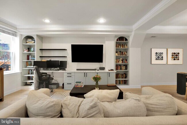 Building Photo - 407 O St NW