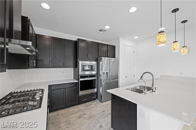 Building Photo - 11325 Gravitation Dr