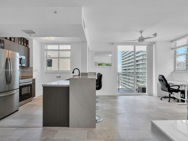 Building Photo - 1250 S Miami Ave