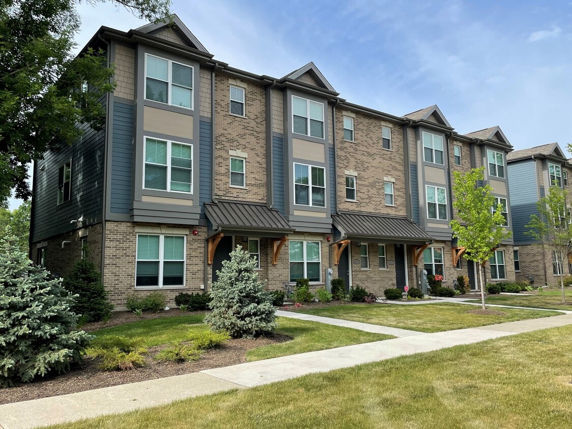 Libertyville Luxury Apartments