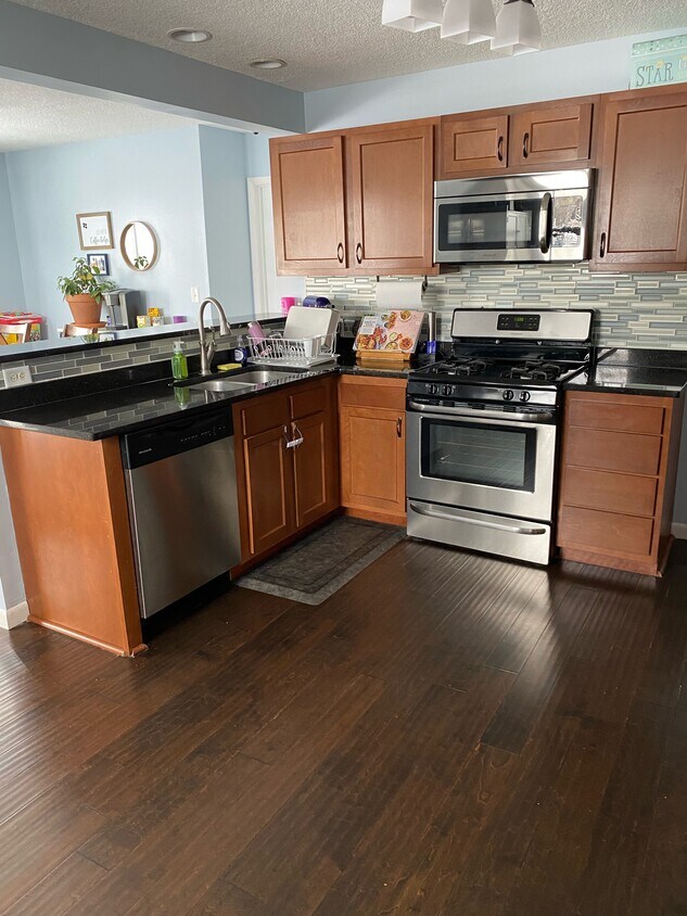 1718 Terrace Dr, Shoreview, MN 55126 House Rental in Shoreview, MN