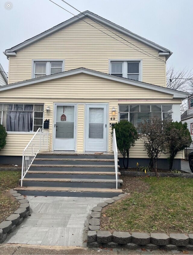 Primary Photo - 42 Intervale Rd