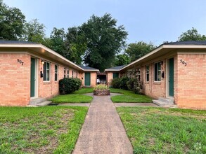 Building Photo - 507 S Fannin Ave