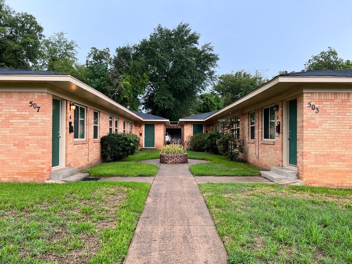 Foto principal - 507 S Fannin Ave