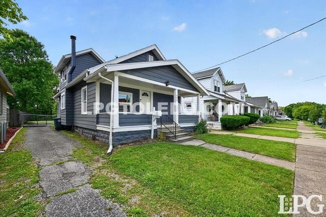Foto del edificio - 544 Woodsdale Ave