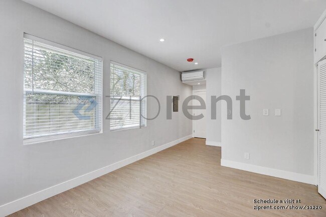 Foto del edificio - 1559 9th Ave
