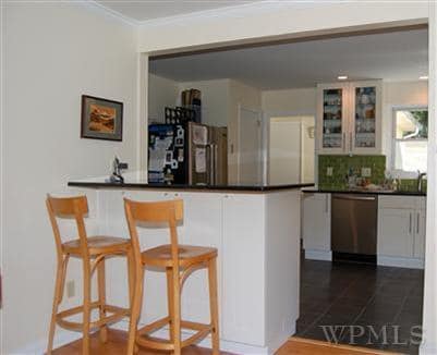 Foto del edificio - 1174 Hunterbrook Rd