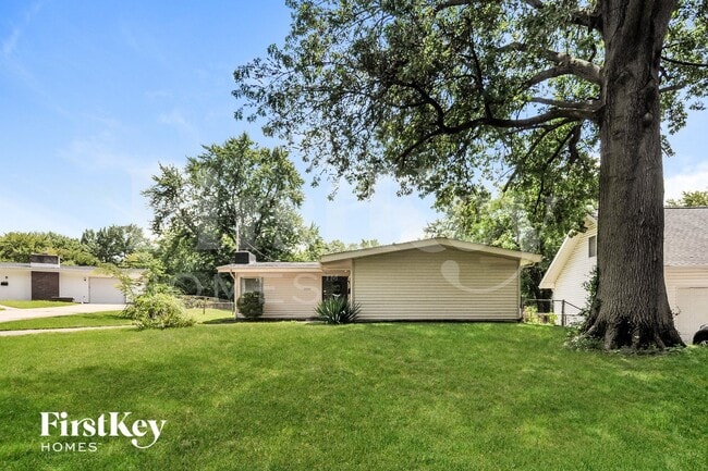 Foto del edificio - 2420 Cherry