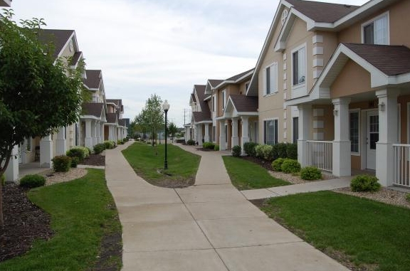 Primary Photo - Wyngate Townhomes