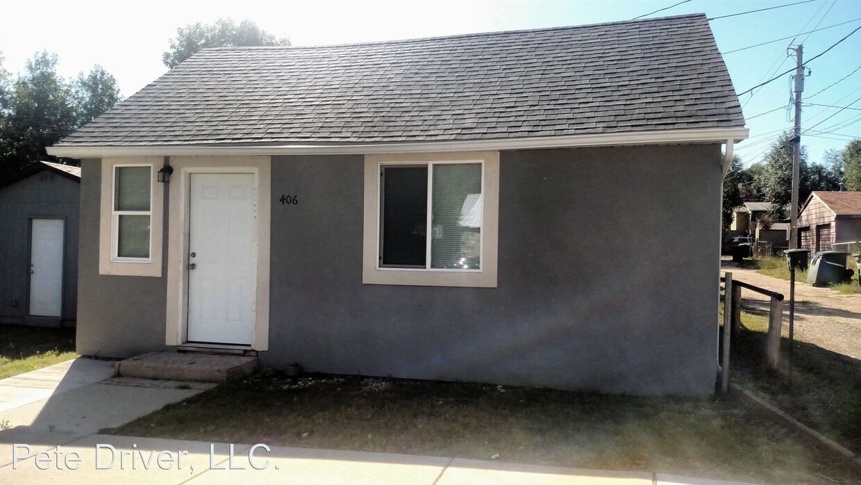 Primary Photo - 1 br, 1 bath House - 406 E. 5th Street