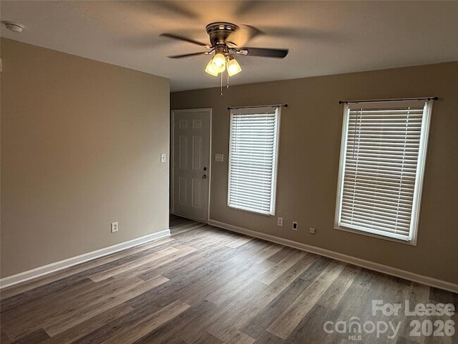 Foto del edificio - 312 W Catawba Ave