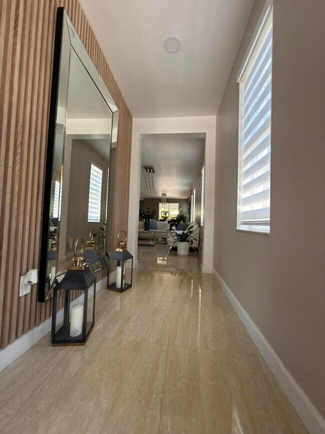 Foto del edificio - 7407 NW 108th Path