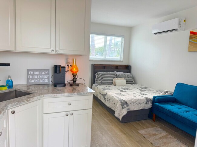 Foto del edificio - 2250-2270 Southeast 5th Street-SI ID1512919P