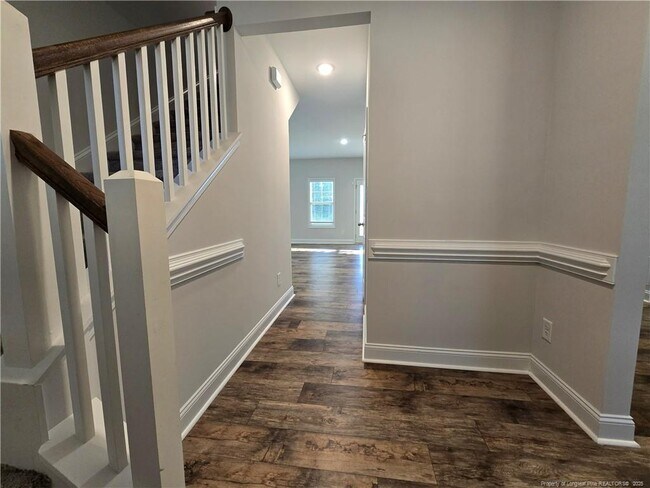 Foto del edificio - 109 Forest Wood Dr