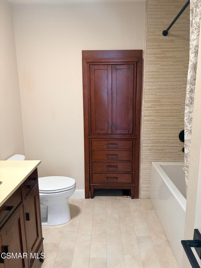 Foto del edificio - 1075 Triunfo Canyon Rd