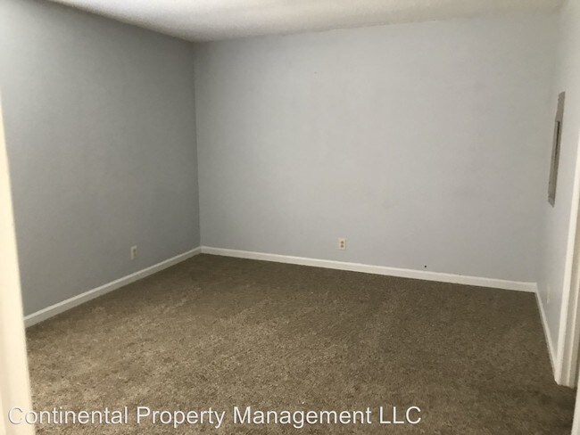 Building Photo - 3 br, 2 bath House - 217 Walnut Crest Drive