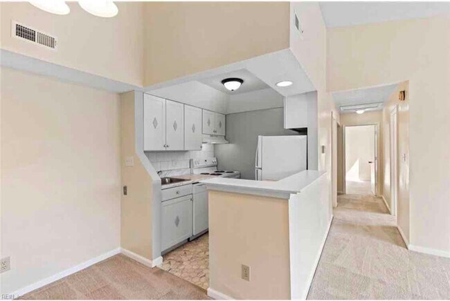 Building Photo - 144 Haverford Ct