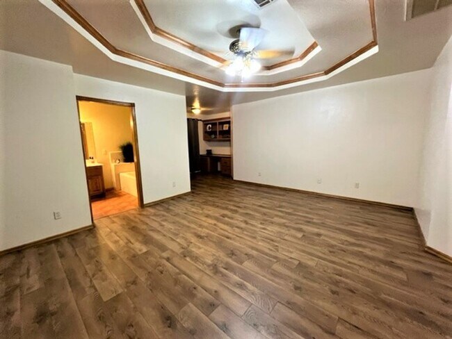 Foto del edificio - 8104 Eagle Cir