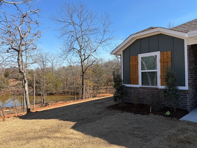 Building Photo - New Construction 3 Bedroom, 2 Bathroom on 1.67 Wooded Lot!