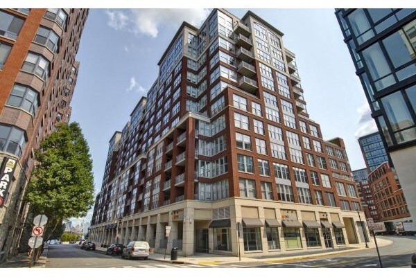 Primary Photo - 1125 Washington St