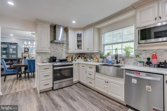 Building Photo - 3107 Ladova Way